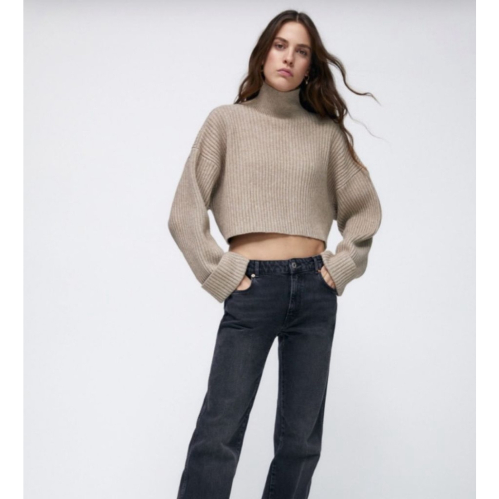 ZARA Ribbed Oversized Crop Length Cuffed Sleeved Mock Neck Sweater in Taupe - Picture 3 of 11